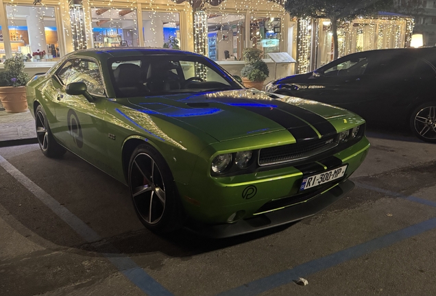 Dodge Challenger SRT-8 392