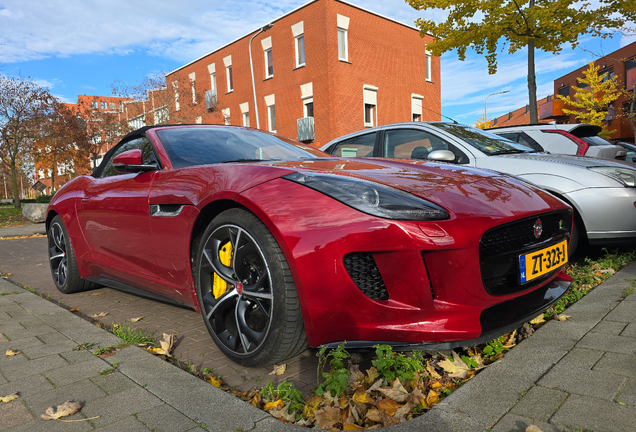 Jaguar F-TYPE R Convertible