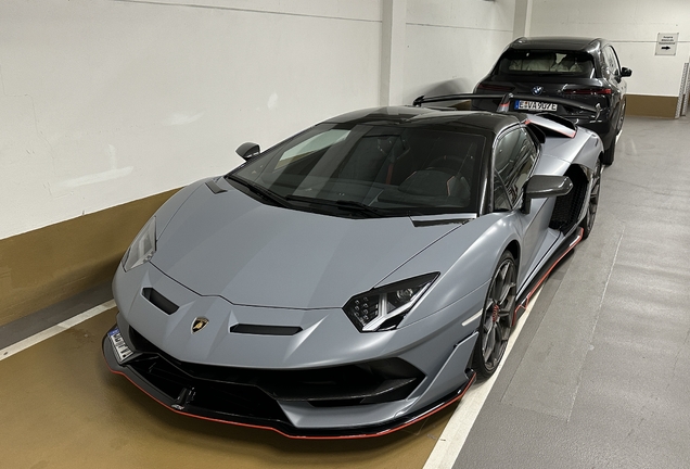 Lamborghini Aventador LP770-4 SVJ Roadster
