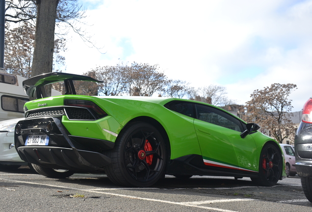 Lamborghini Huracán LP640-4 Performante