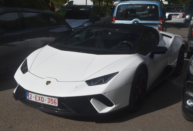 Lamborghini Huracán LP640-4 Performante Spyder