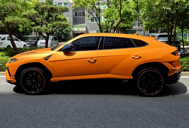 Lamborghini Urus S