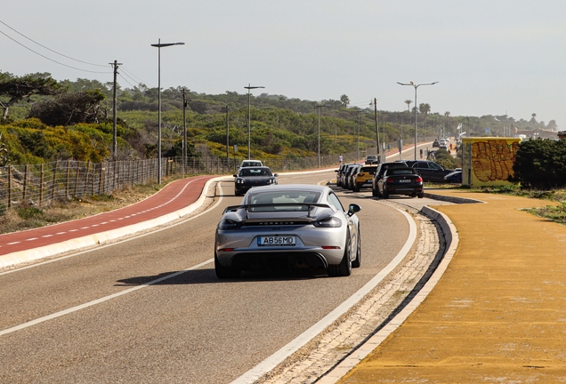 Porsche 718 Cayman GT4