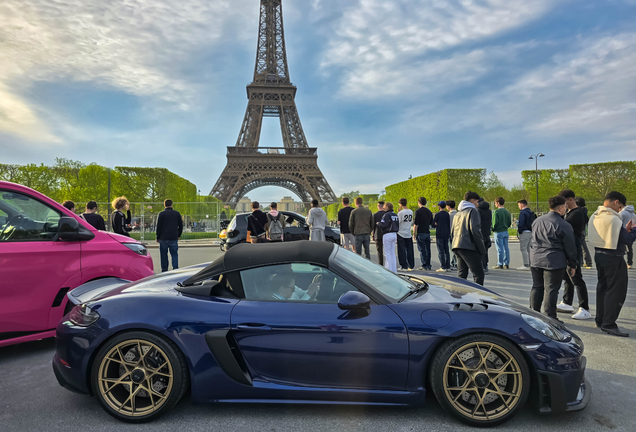 Porsche 718 Spyder RS