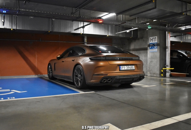 Porsche 972 Panamera Turbo S E-Hybrid