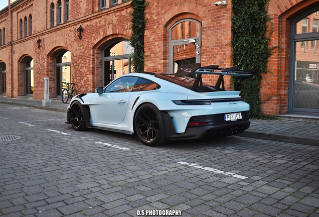 Porsche 992 GT3 RS MkI Weissach Package