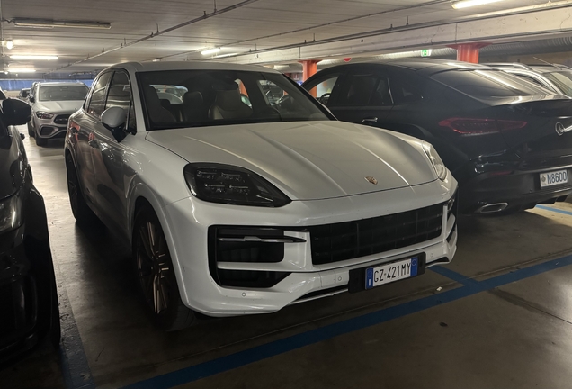 Porsche 9YA Cayenne GTS MkII