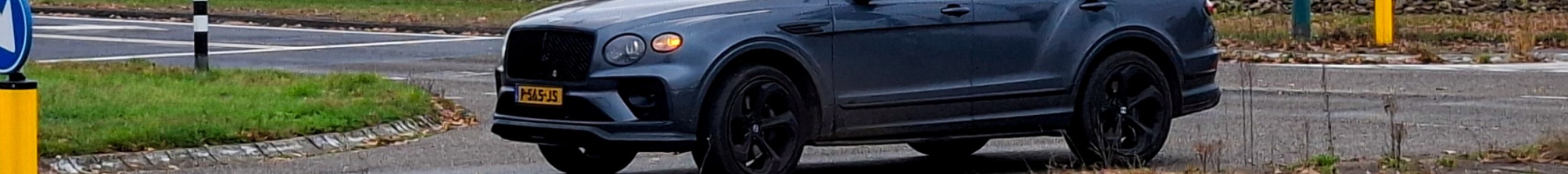 Bentley Bentayga V8 S 2022