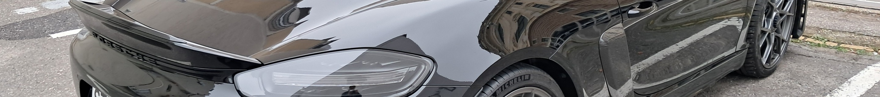 Porsche 718 Spyder RS