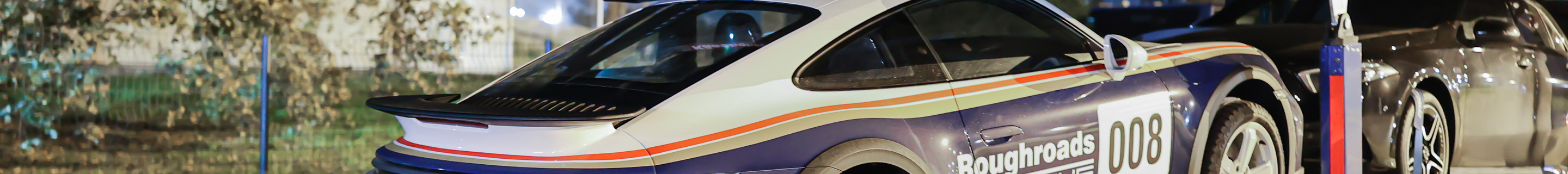 Porsche 992 Dakar