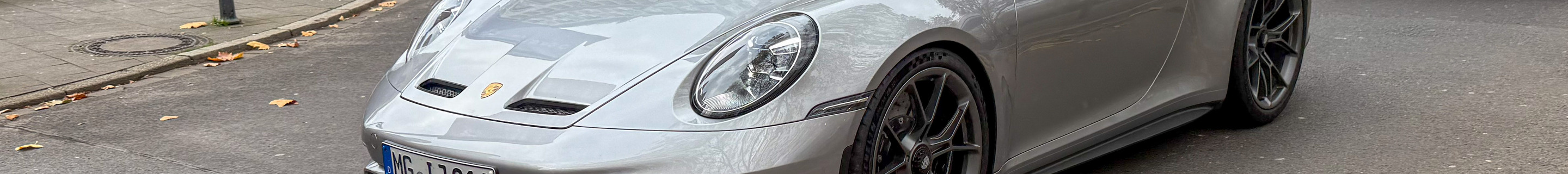 Porsche 992 GT3 Touring MkI