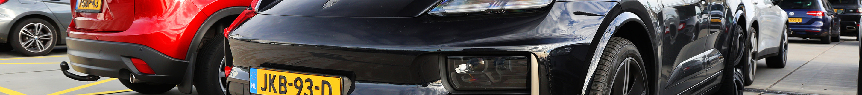 Porsche Macan EV Turbo