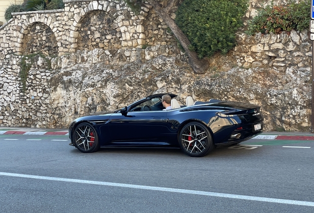 Aston Martin DB12 Volante