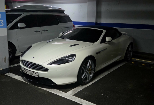 Aston Martin DB9 Volante 2013