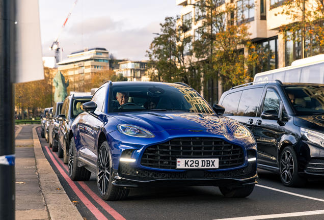 Aston Martin DBX707