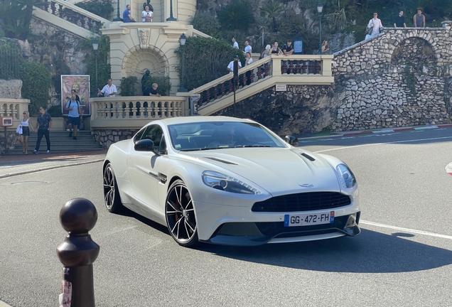 Aston Martin Vanquish 2013