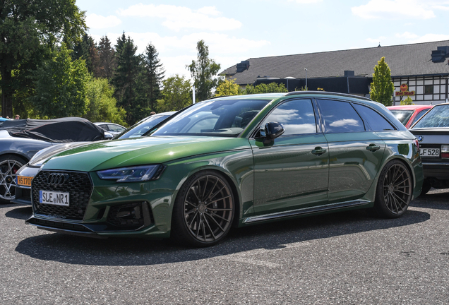 Audi RS4 Avant B9