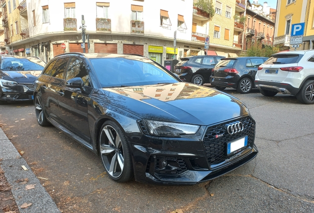 Audi RS4 Avant B9