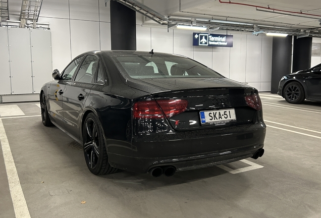 Audi S8 D4