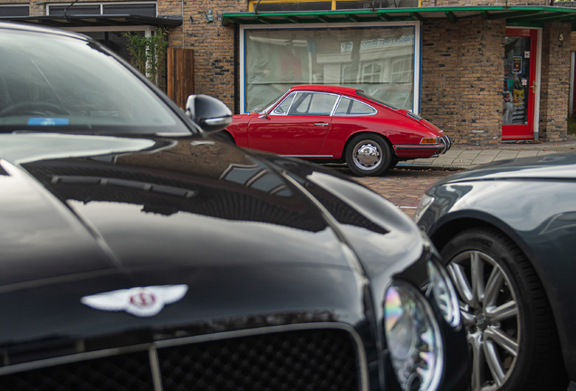 Bentley Continental GTC V8