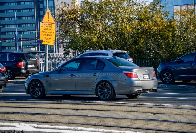 BMW M5 E60 2005