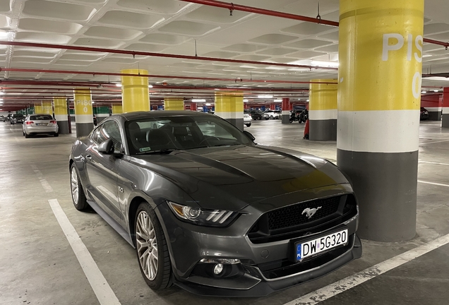 Ford Mustang GT 2015
