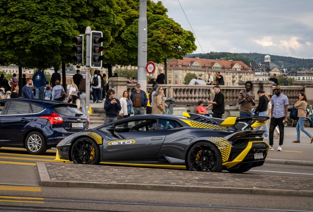 Lamborghini Huracán LP640-2 STO