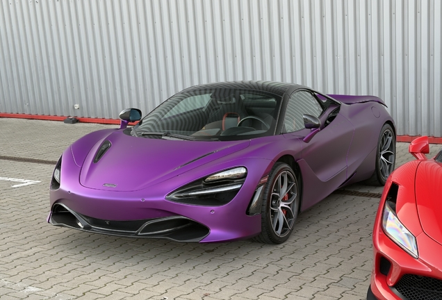 McLaren 720S Spider