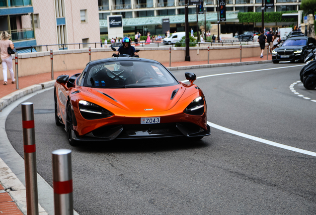 McLaren 765LT