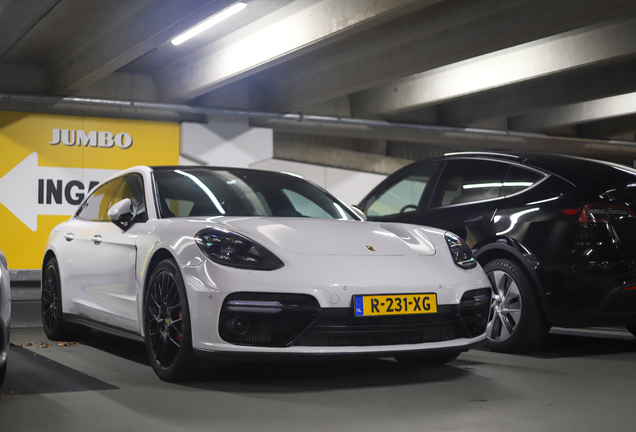 Porsche 971 Panamera Turbo Sport Turismo