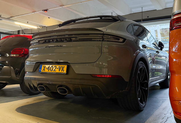 Porsche Cayenne Coupé Turbo E-Hybrid