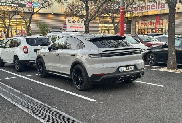 Porsche Cayenne Coupé Turbo E-Hybrid