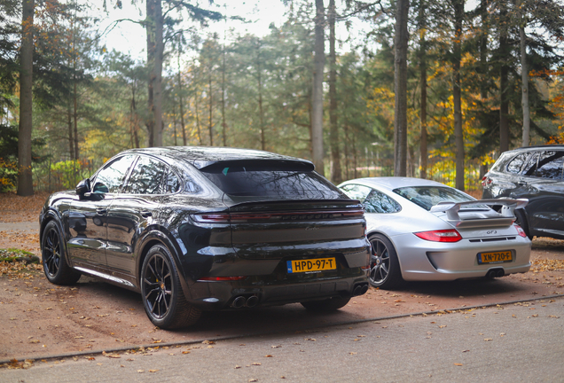 Porsche Cayenne Coupé Turbo E-Hybrid
