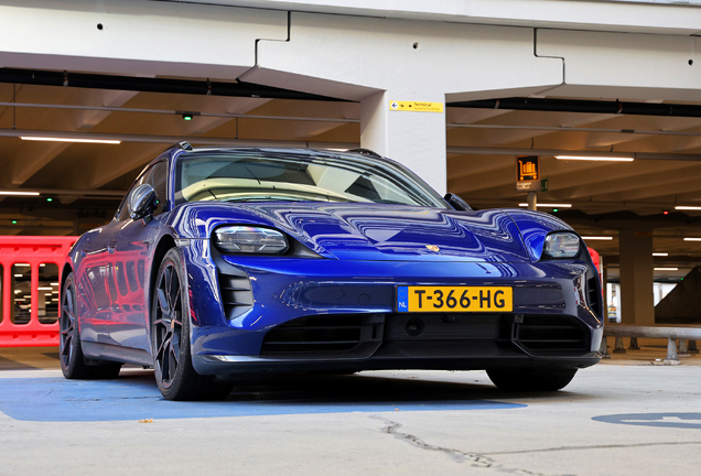 Porsche Taycan GTS Sport Turismo