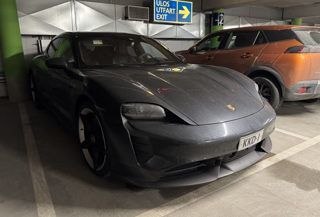 Porsche Taycan Turbo S Sport Turismo