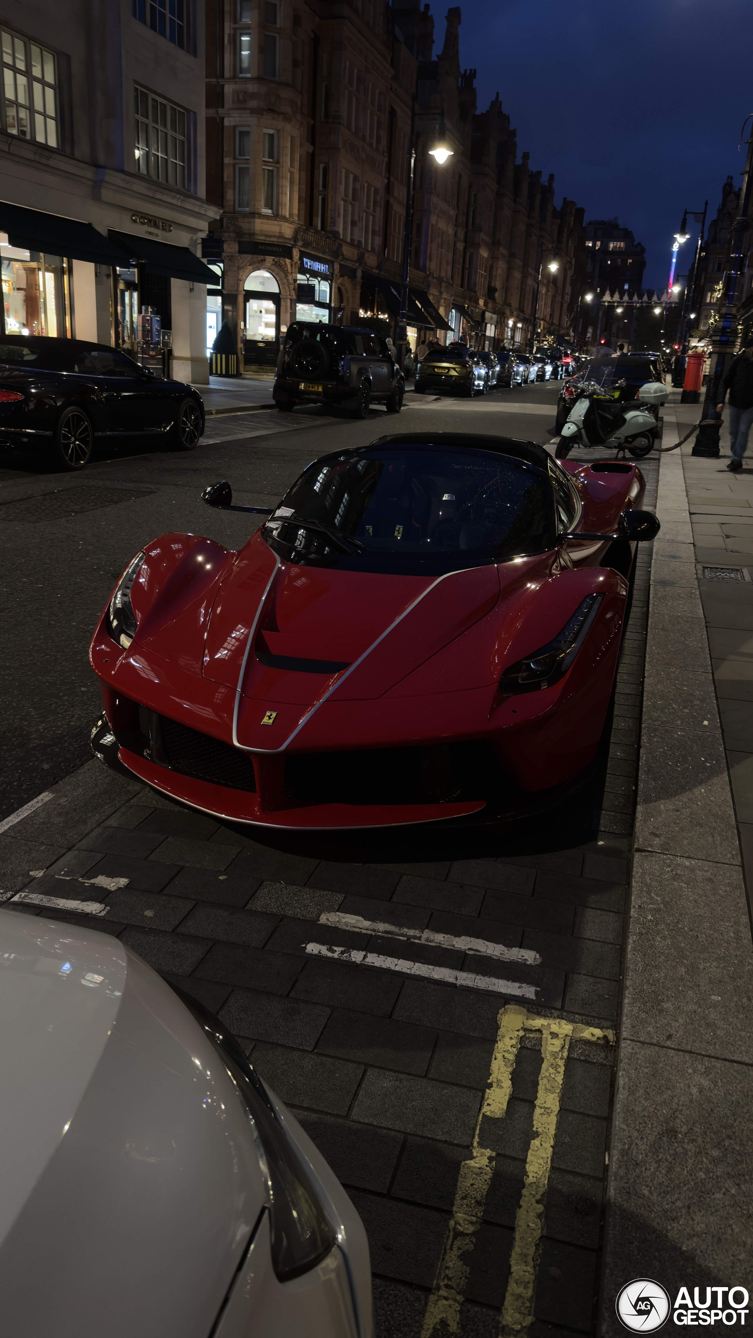Ferrari LaFerrari Aperta