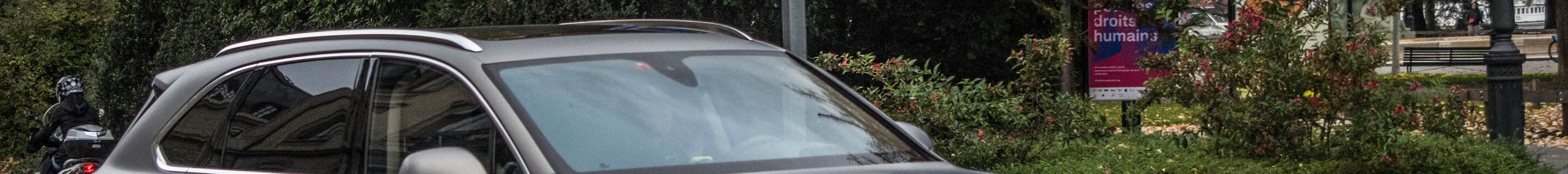 Bentley Bentayga V8 2021