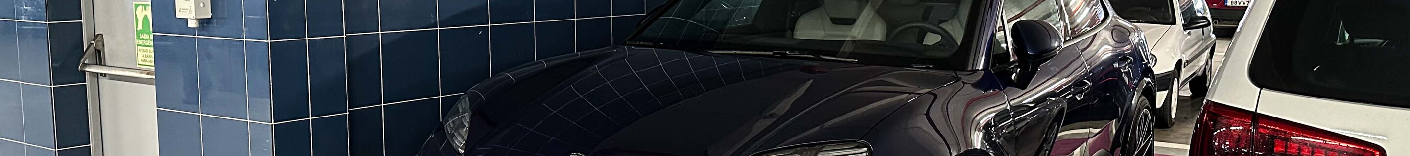Porsche Macan EV Turbo
