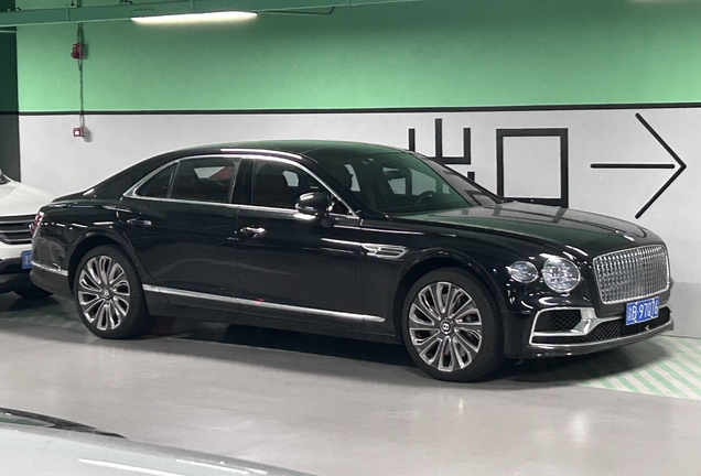 Bentley Flying Spur V8 Azure