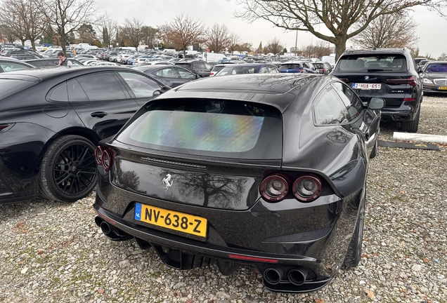 Ferrari GTC4Lusso