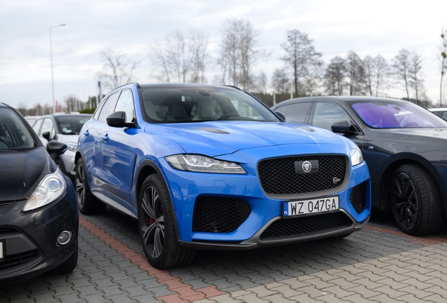 Jaguar F-PACE SVR