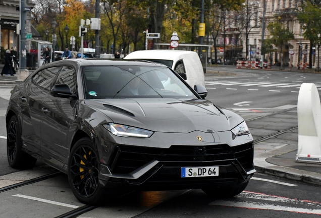 Lamborghini Urus S
