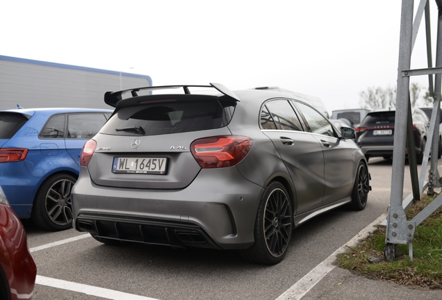 Mercedes-AMG A 45 W176 2015