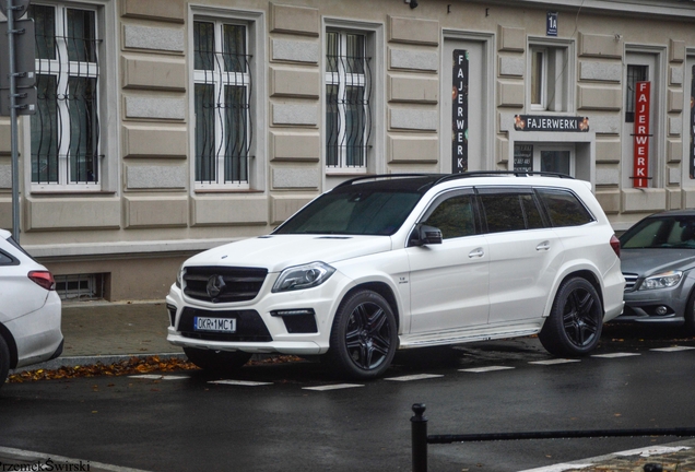 Mercedes-Benz GL 63 AMG X166