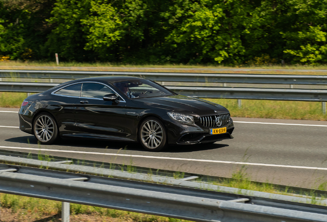 Mercedes-Benz S 63 AMG Coupé C217