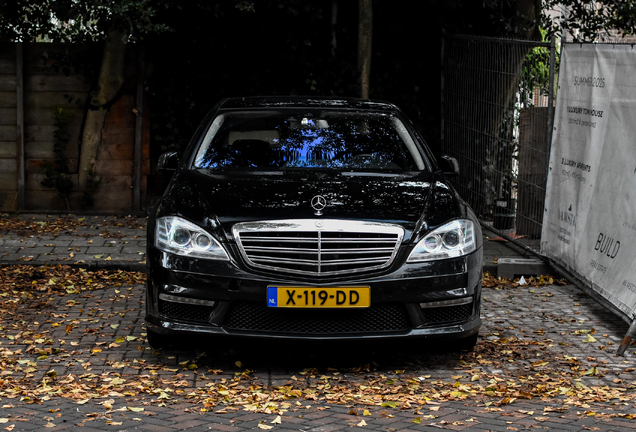 Mercedes-Benz S 63 AMG W221