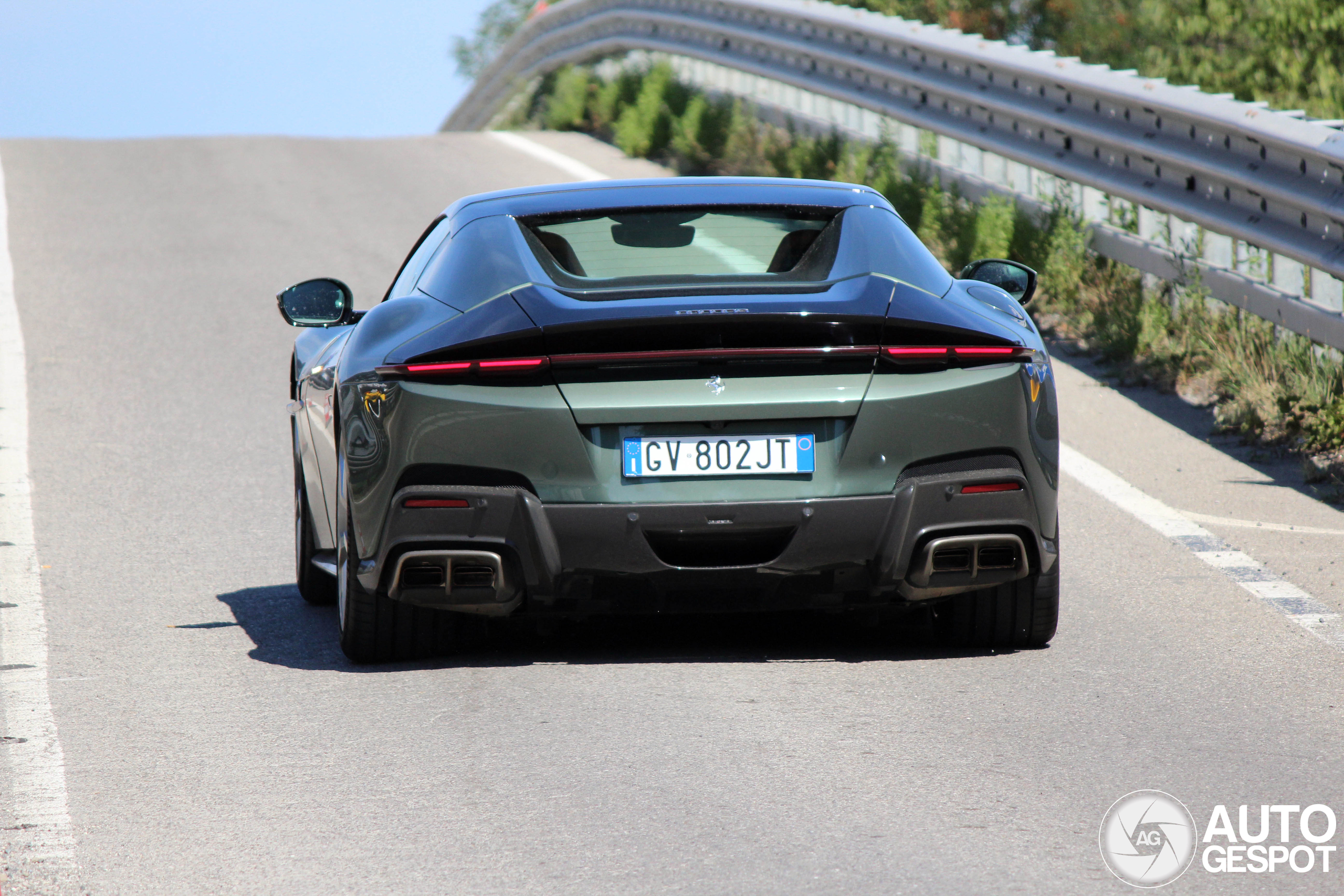 Ferrari 12Cilindri Spider