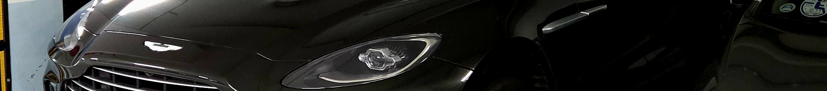 Aston Martin DBX