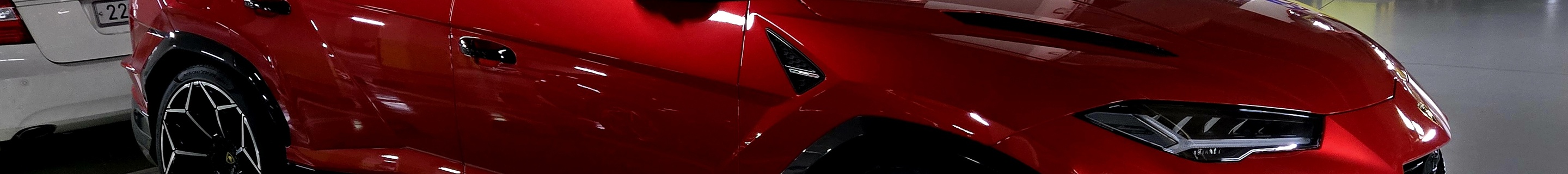 Lamborghini Urus Performante