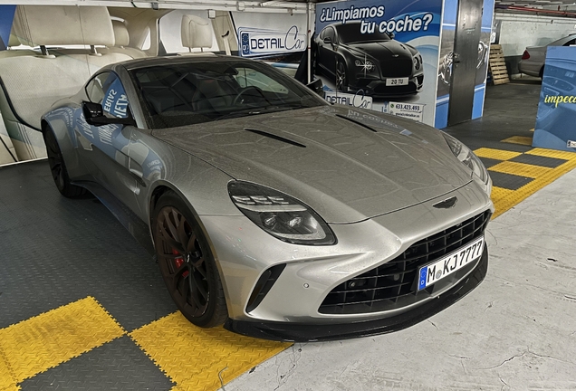 Aston Martin Vantage 2024
